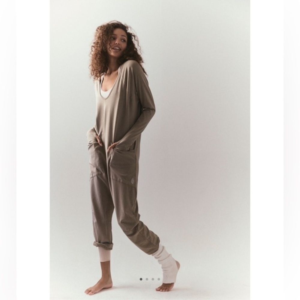 NWT Free People Movement S Hot Shot Long Sleeve Onesie Sage Stone New $90